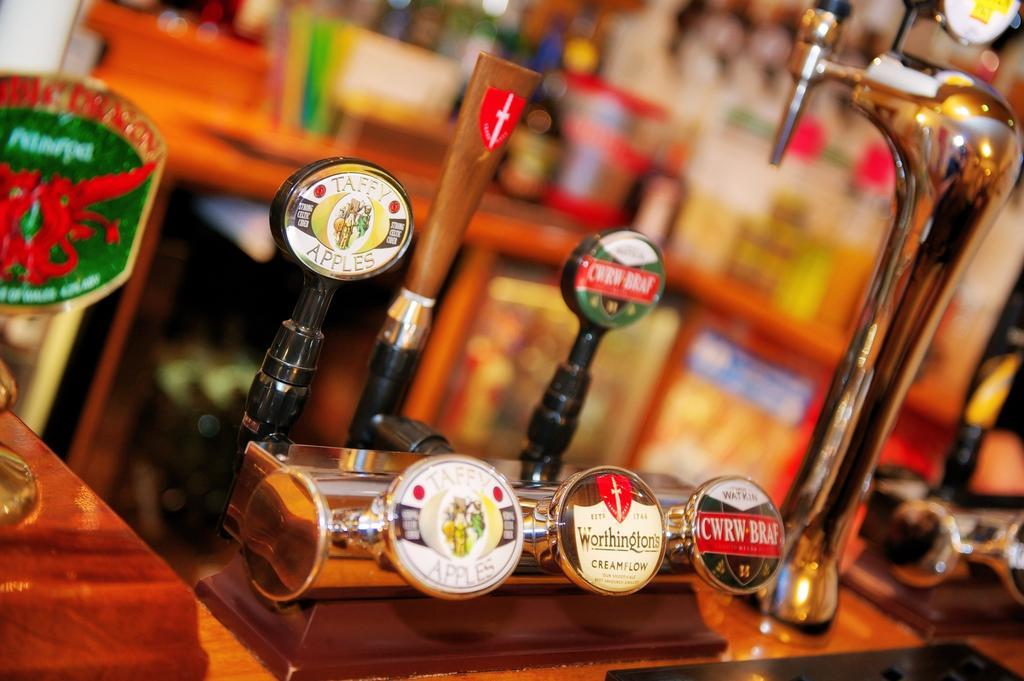 The Little Crown Inn Pontypool Exteriér fotografie